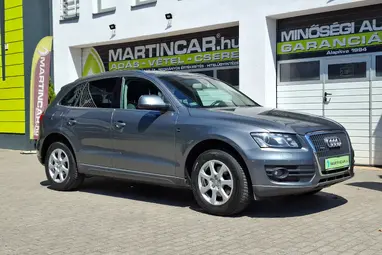 AUDI Q5 2.0 TFSI quattro Monsoon Gray Metallic +Vezetett Szervizkönyv +Igényes állapot +3X-s GARANCIA !!