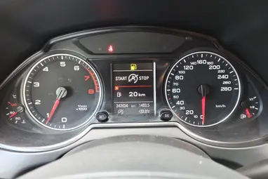 AUDI Q5 2.0 TFSI quattro Monsoon Gray Metallic +Vezetett Szervizkönyv +Igényes állapot +3X-s GARANCIA !!