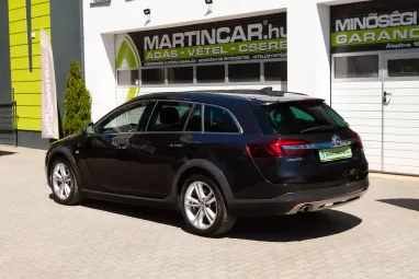 OPEL INSIGNIA Sports Tourer 2.0 CDTI Cosmo Start Stop CROSS COUNTRY Carbon Flash +Friss Műszaki +Full Szervíz +3X-s GARANCIA !!