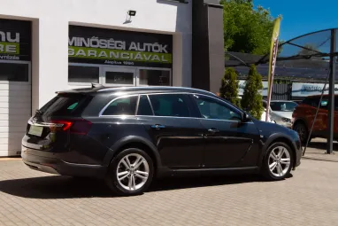 OPEL INSIGNIA Sports Tourer 2.0 CDTI Cosmo Start Stop CROSS COUNTRY Carbon Flash +Friss Műszaki +Full Szervíz +3X-s GARANCIA !!