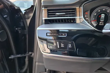 AUDI A8 Lang 55 TFSI quattro Tiptronic ic Eredeti Magyar Autó +FULL FULL +Maximális állapot +3X-s GARANCIA !!