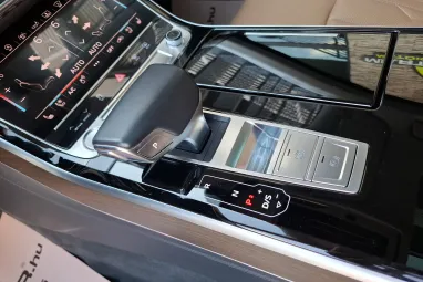 AUDI A8 Lang 55 TFSI quattro Tiptronic ic Eredeti Magyar Autó +FULL FULL +Maximális állapot +3X-s GARANCIA !!