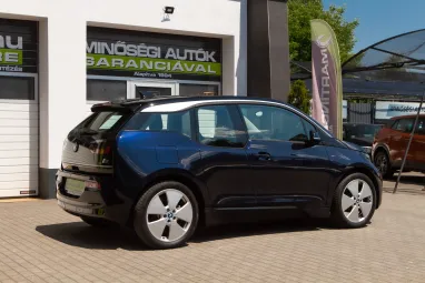 BMW I3 120Ah (Automata) +Imperial Blue +Első Tulajdonostól +Kevesett Futott +3X-s GARANCIA !!