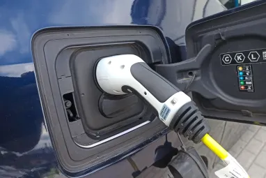 BMW I3 120Ah (Automata) +Imperial Blue +Első Tulajdonostól +Kevesett Futott +3X-s GARANCIA !!