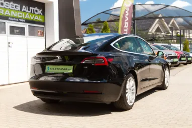 TESLA MODEL 3 Standard Range Plus Aut Eclipse Black +1.Tulajdonos +Gyári Garanciális +Sérülésmentes +3X-s GARANCIA !!