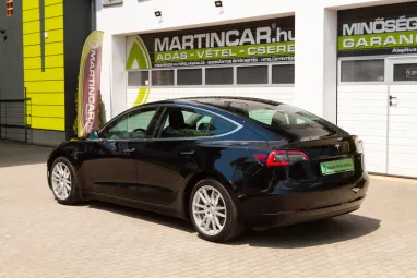 TESLA MODEL 3 Standard Range Plus Aut Eclipse Black +1.Tulajdonos +Gyári Garanciális +Sérülésmentes +3X-s GARANCIA !!