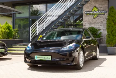 TESLA MODEL 3 Standard Range Plus Aut Eclipse Black +1.Tulajdonos +Gyári Garanciális +Sérülésmentes +3X-s GARANCIA !!