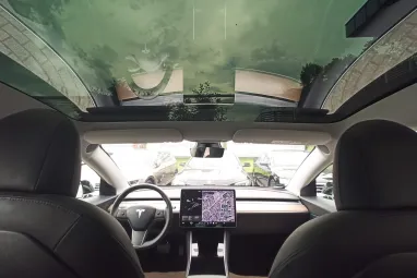 TESLA MODEL 3 Standard Range Plus Aut Eclipse Black +1.Tulajdonos +Gyári Garanciális +Sérülésmentes +3X-s GARANCIA !!