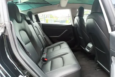 TESLA MODEL 3 Standard Range Plus Aut Eclipse Black +1.Tulajdonos +Gyári Garanciális +Sérülésmentes +3X-s GARANCIA !!