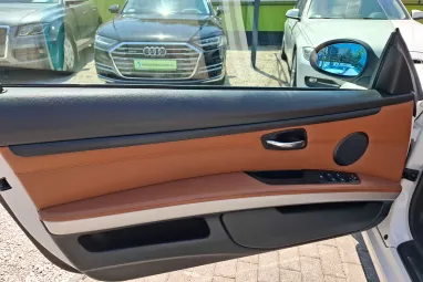 BMW 320d Cabrio Alpinweiss +Első Tulajdonostól +Igényes állapot +3X-s GARANCIA !!