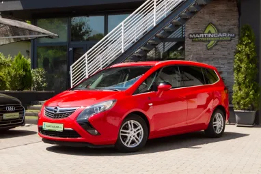OPEL ZAFIRA Tourer 1.4 T Edition Power Red +7 személy +1.Tulaj +Keveset Futott +3X-s GARANCIA !!