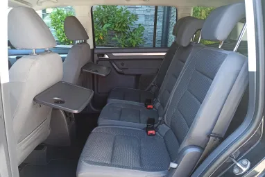 VOLKSWAGEN TOURAN 1.6 CR TDI Comfortline [7 személy] Deep Black Pearl +Első Tulajdonostól +Stabil műszaki állapot +3X-s GARANCIA !!