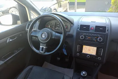 VOLKSWAGEN TOURAN 1.6 CR TDI Comfortline [7 személy] Deep Black Pearl +Első Tulajdonostól +Stabil műszaki állapot +3X-s GARANCIA !!