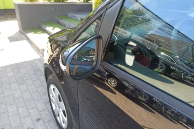 VOLKSWAGEN TOURAN 1.6 CR TDI Comfortline [7 személy] Deep Black Pearl +Első Tulajdonostól +Stabil műszaki állapot +3X-s GARANCIA !!