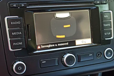 VOLKSWAGEN TOURAN 1.6 CR TDI Comfortline [7 személy] Deep Black Pearl +Első Tulajdonostól +Stabil műszaki állapot +3X-s GARANCIA !!