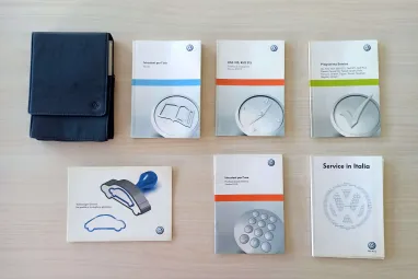 VOLKSWAGEN TOURAN 1.6 CR TDI Comfortline [7 személy] Deep Black Pearl +Első Tulajdonostól +Stabil műszaki állapot +3X-s GARANCIA !!