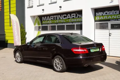 MERCEDES-BENZ E 350 CDI 4Matic BlueEFFICIENCY Avantgarde (Automata) Cuprit Brown Metallic +Eredeti Magyar Autó +Friss szerviz +3X-s GARANCIA !!