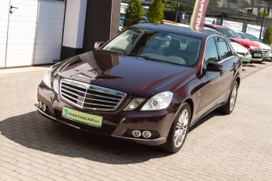 MERCEDES-BENZ E 350 CDI 4Matic BlueEFFICIENCY Avantgarde (Automata) Cuprit Brown Metallic +Eredeti Magyar Autó +Friss szerviz +3X-s GARANCIA !!