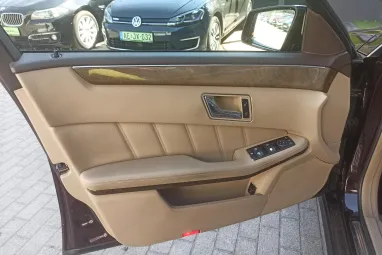 MERCEDES-BENZ E 350 CDI 4Matic BlueEFFICIENCY Avantgarde (Automata) Cuprit Brown Metallic +Eredeti Magyar Autó +Friss szerviz +3X-s GARANCIA !!
