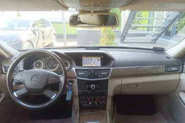 MERCEDES-BENZ E 350 CDI 4Matic BlueEFFICIENCY Avantgarde (Automata) Cuprit Brown Metallic +Eredeti Magyar Autó +Friss szerviz +3X-s GARANCIA !!