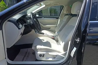 VOLKSWAGEN PASSAT VIII 2.0 TDI BMT SCR Comfortline DSG Deep Black Pearl +Eredeti Magyar Autó +Vezérlés csere +3X-s GARANCIA !!