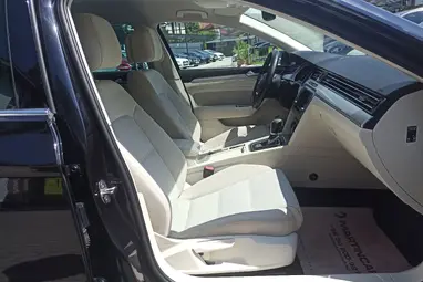 VOLKSWAGEN PASSAT VIII 2.0 TDI BMT SCR Comfortline DSG Deep Black Pearl +Eredeti Magyar Autó +Vezérlés csere +3X-s GARANCIA !!