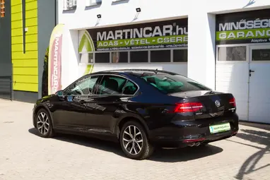 VOLKSWAGEN PASSAT VIII 2.0 TDI BMT SCR Comfortline DSG Deep Black Pearl +Eredeti Magyar Autó +Vezérlés csere +3X-s GARANCIA !!