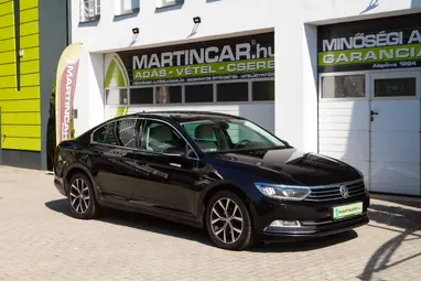 VOLKSWAGEN PASSAT VIII 2.0 TDI BMT SCR Comfortline DSG Deep Black Pearl +Eredeti Magyar Autó +Vezérlés csere +3X-s GARANCIA !!