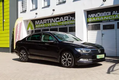 VOLKSWAGEN PASSAT VIII 2.0 TDI BMT SCR Comfortline DSG Deep Black Pearl +Eredeti Magyar Autó +Vezérlés csere +3X-s GARANCIA !!