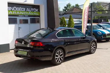 VOLKSWAGEN PASSAT VIII 2.0 TDI BMT SCR Comfortline DSG Deep Black Pearl +Eredeti Magyar Autó +Vezérlés csere +3X-s GARANCIA !!
