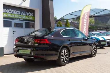 VOLKSWAGEN PASSAT VIII 2.0 TDI BMT SCR Comfortline DSG Deep Black Pearl +Eredeti Magyar Autó +Vezérlés csere +3X-s GARANCIA !!