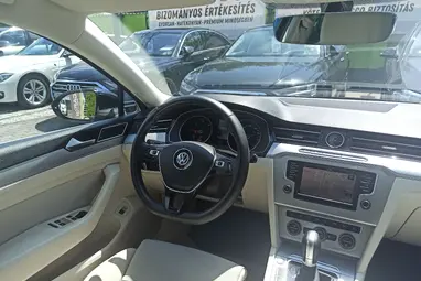 VOLKSWAGEN PASSAT VIII 2.0 TDI BMT SCR Comfortline DSG Deep Black Pearl +Eredeti Magyar Autó +Vezérlés csere +3X-s GARANCIA !!