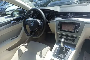 VOLKSWAGEN PASSAT VIII 2.0 TDI BMT SCR Comfortline DSG Deep Black Pearl +Eredeti Magyar Autó +Vezérlés csere +3X-s GARANCIA !!