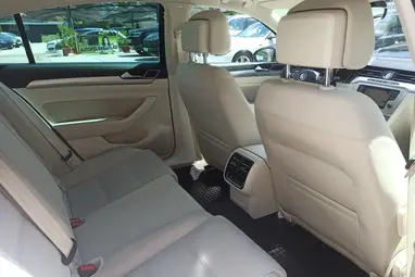 VOLKSWAGEN PASSAT VIII 2.0 TDI BMT SCR Comfortline DSG Deep Black Pearl +Eredeti Magyar Autó +Vezérlés csere +3X-s GARANCIA !!