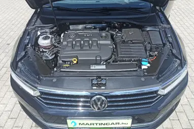 VOLKSWAGEN PASSAT VIII 2.0 TDI BMT SCR Comfortline DSG Deep Black Pearl +Eredeti Magyar Autó +Vezérlés csere +3X-s GARANCIA !!