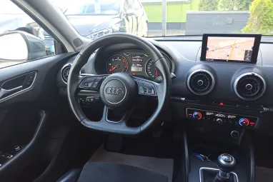 AUDI A3 Sportback 1.6 TDI Design Sport-Line Monsoon Gray 30.TDI +Első Tulajdonos +3X-s GARANCIA !!