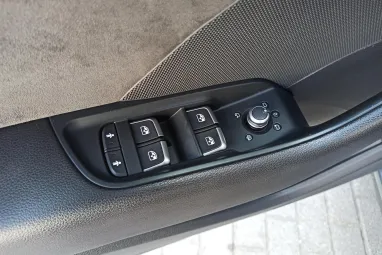 AUDI A3 Sportback 1.6 TDI Design Sport-Line Monsoon Gray 30.TDI +Első Tulajdonos +3X-s GARANCIA !!