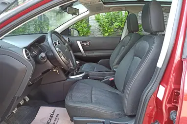 NISSAN QASHQAI 1.6 dCi Acenta Prémium +Magnetic Red +Első Tulajdonostól +Panoráma +3X-s GARANCIA !!