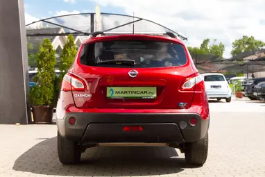 NISSAN QASHQAI 1.6 dCi Acenta Prémium +Magnetic Red +Első Tulajdonostól +Panoráma +3X-s GARANCIA !!