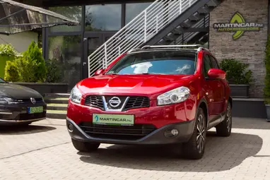 NISSAN QASHQAI 1.6 dCi Acenta Prémium +Magnetic Red +Első Tulajdonostól +Panoráma +3X-s GARANCIA !!