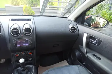 NISSAN QASHQAI 1.6 dCi Acenta Prémium +Magnetic Red +Első Tulajdonostól +Panoráma +3X-s GARANCIA !!