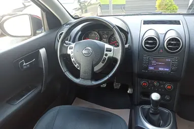 NISSAN QASHQAI 1.6 dCi Acenta Prémium +Magnetic Red +Első Tulajdonostól +Panoráma +3X-s GARANCIA !!