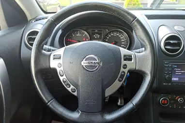 NISSAN QASHQAI 1.6 dCi Acenta Prémium +Magnetic Red +Első Tulajdonostól +Panoráma +3X-s GARANCIA !!