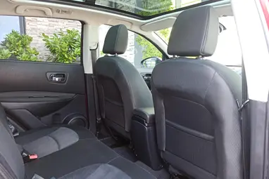 NISSAN QASHQAI 1.6 dCi Acenta Prémium +Magnetic Red +Első Tulajdonostól +Panoráma +3X-s GARANCIA !!