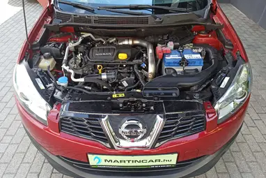 NISSAN QASHQAI 1.6 dCi Acenta Prémium +Magnetic Red +Első Tulajdonostól +Panoráma +3X-s GARANCIA !!