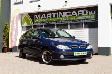 RENAULT MEGANE 1.4 16V Alize SPORT +Blue Roy +Eredeti Magyar +Igényes karbantartott állapot +3X-s GARANCIA !!