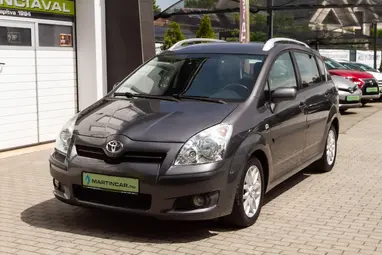 TOYOTA COROLLA VERSO 2.2 D-4D Linea Sol CSAK 144E. km !! Magnetic Gray +Igényes állapot +Keveset futott +3X-s GARANCIA !!