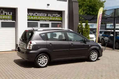 TOYOTA COROLLA VERSO 2.2 D-4D Linea Sol CSAK 144E. km !! Magnetic Gray +Igényes állapot +Keveset futott +3X-s GARANCIA !!