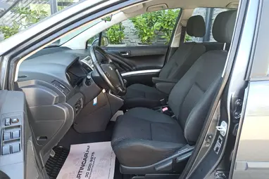 TOYOTA COROLLA VERSO 2.2 D-4D Linea Sol CSAK 144E. km !! Magnetic Gray +Igényes állapot +Keveset futott +3X-s GARANCIA !!