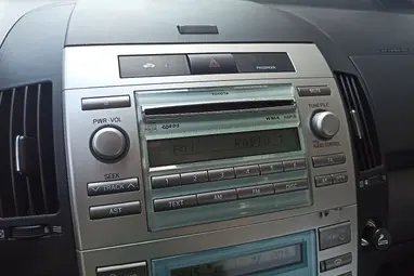 TOYOTA COROLLA VERSO 2.2 D-4D Linea Sol CSAK 144E. km !! Magnetic Gray +Igényes állapot +Keveset futott +3X-s GARANCIA !!